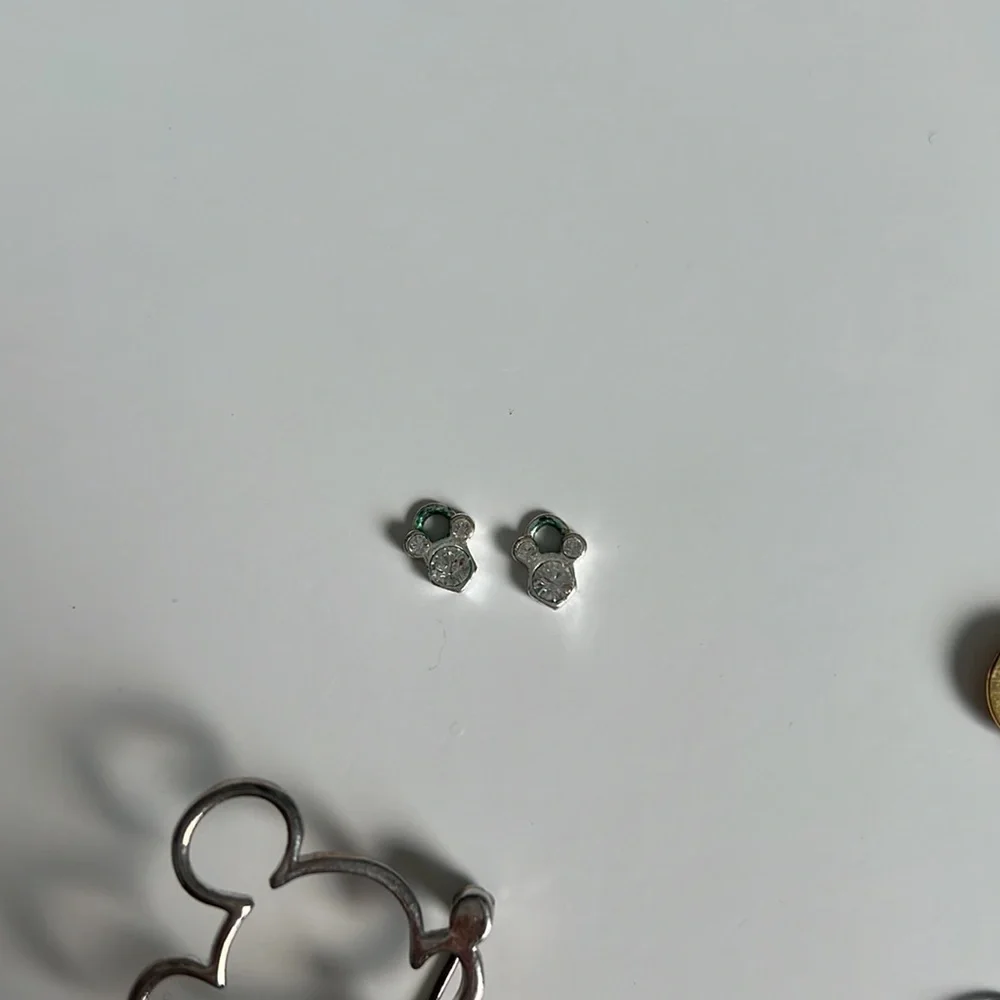 Mickey Mouse!! - Picture 2 of 5